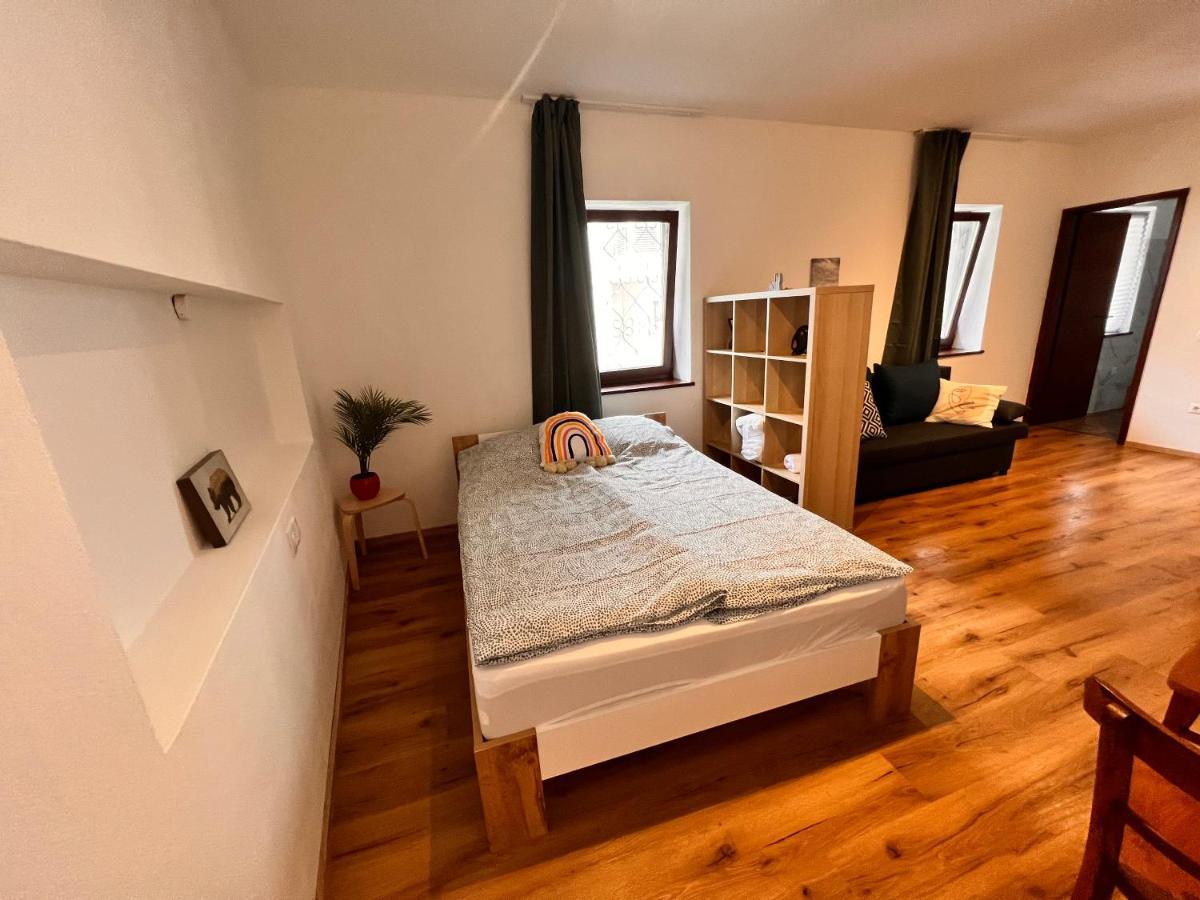 Perfekte Lage! Ganze Wohnung Burgblick Residenz 상트베이트안데르글란 외부 사진